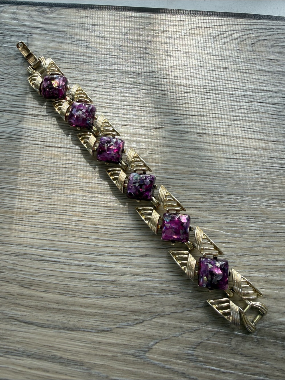 Vintage Coro Gold-Tone Bracelet with Purple  Lucite Confetti Stones